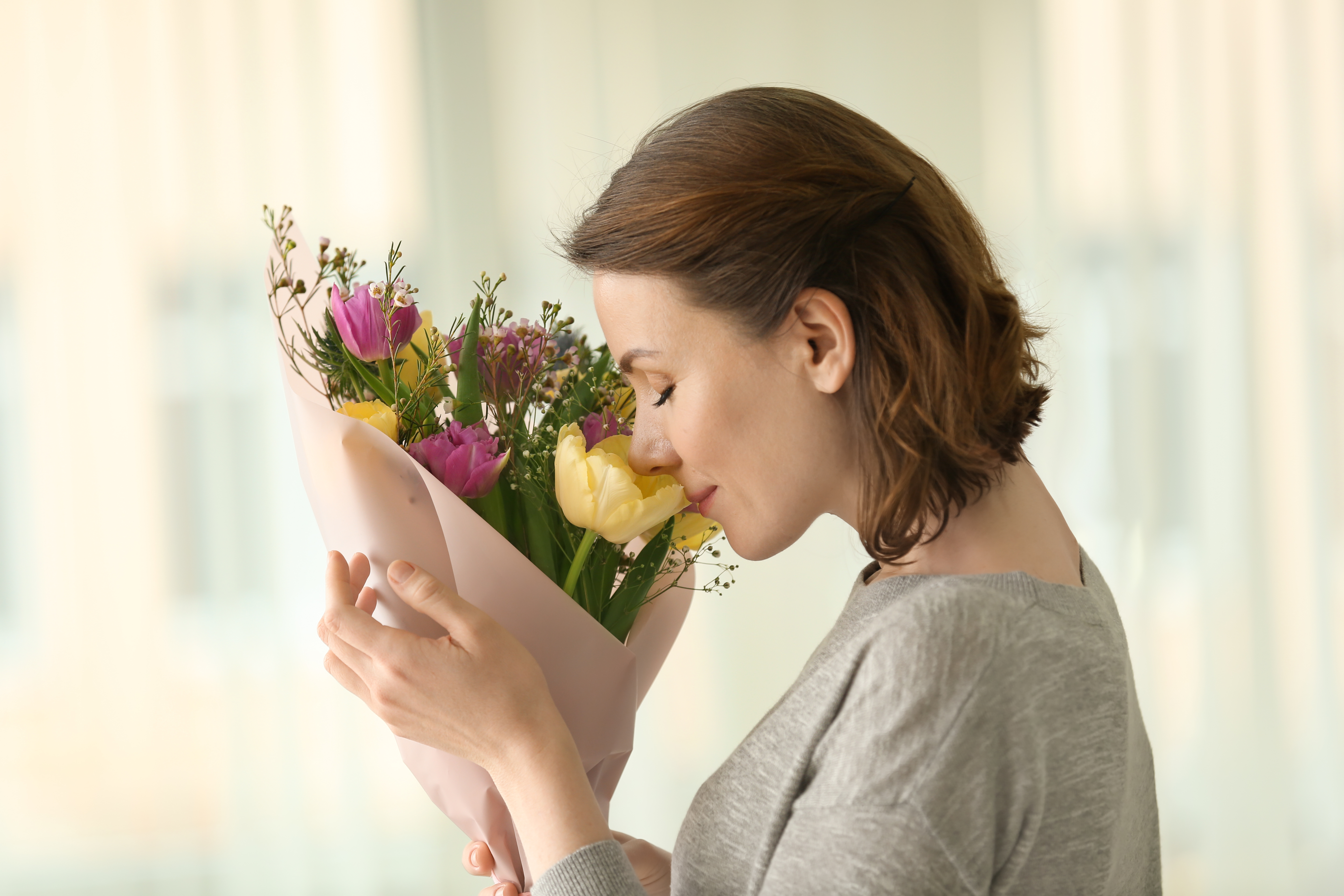 Why Do Women Like Receiving Flowers?